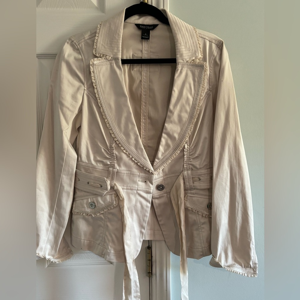 White House black Market